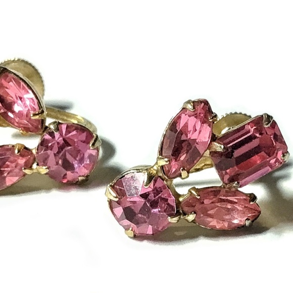 Vintage C1950 Signed Coro Pink Rhinestone Screw Back Earrings - Picture 1 of 2